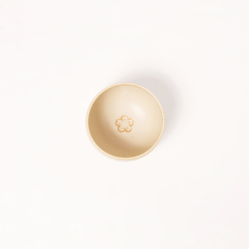 茶かざり抹茶碗（木箱入）／ 桜白色 – 京焼・清水焼 fuuu