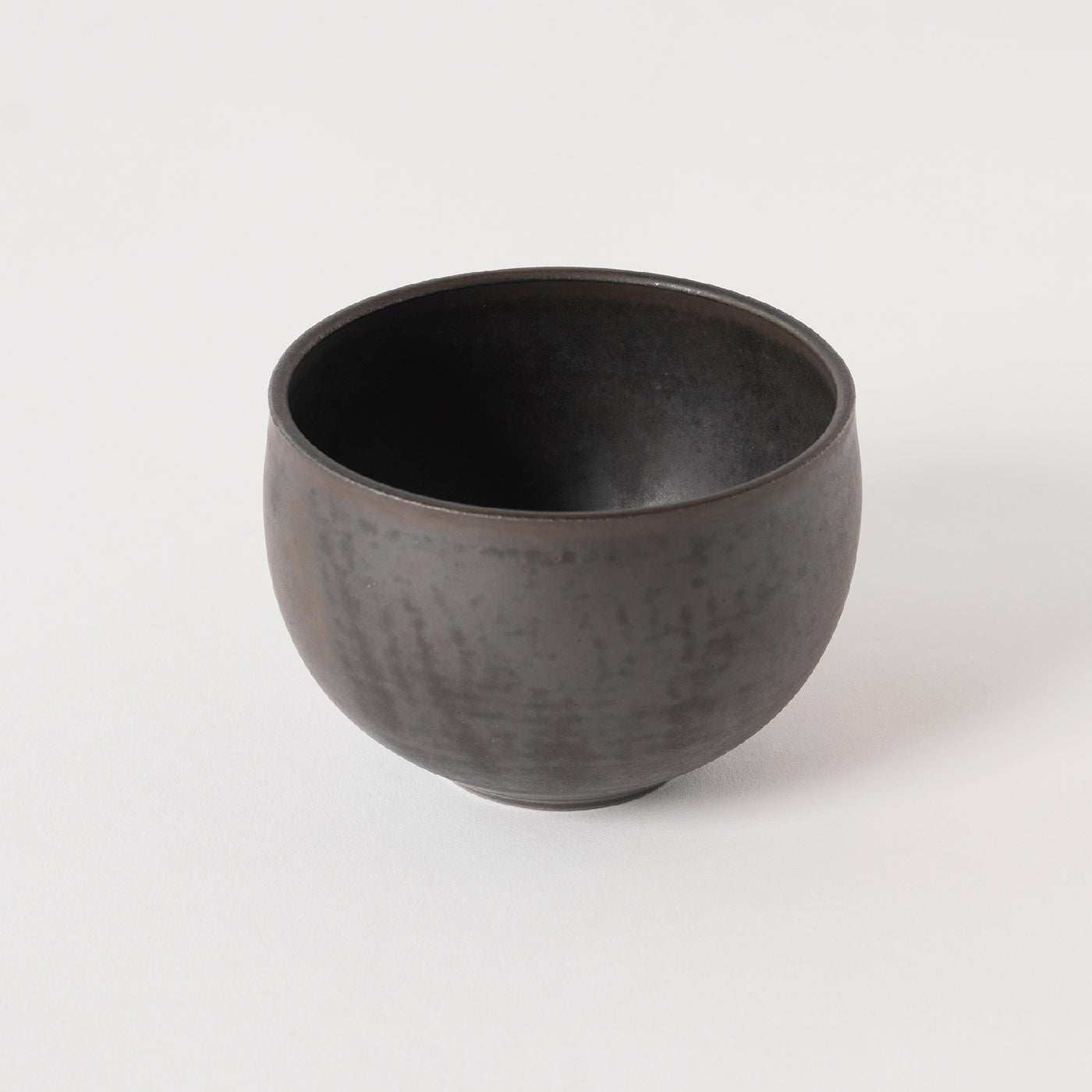 究極の美◾️蔵から焦茶色のつぶつぶした美しい雰囲気の抹茶茶碗が出て来ました。 茶かざり抹茶椀（桜） – 京焼・清水焼 fuuu